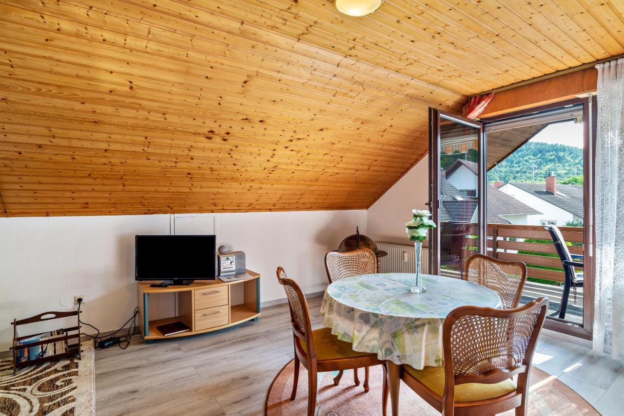 Apartment Haus Guenter Und Valeria *